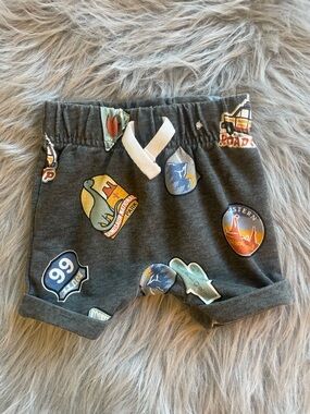 🐶Garanimals Dark Gray Print Kids Shorts with White Drawstring
